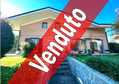 Villa Unifamiliare a Givoletto Via torino 6 locali