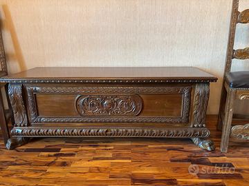 Cassapanca in legno