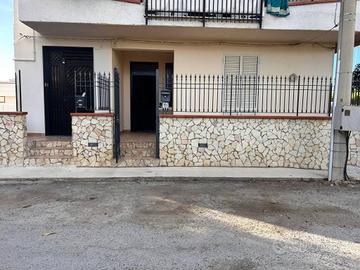 Appartamento di 275 m² con più di 5 locali e box a