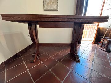 Tavolo in legno