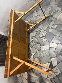 Tavolo pieghevole in legno