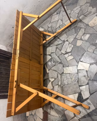 Tavolo pieghevole in legno
