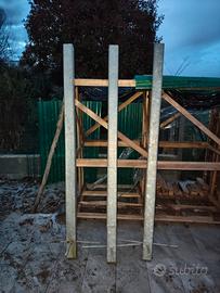 pali zincati a caldo per cancello carraio