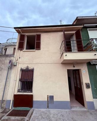 Casa indipendente di 90 m² con 4 locali a Faenza