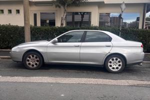 Alfa Romeo 166 del 2001