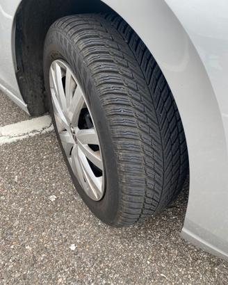 Gomme Nokian seasonproof2 205/55r16