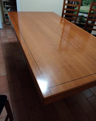 tavolo con sedie