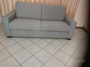 divano letto matrimoniale