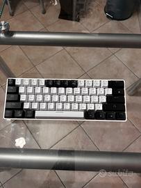 Tastiera meccanica cablata