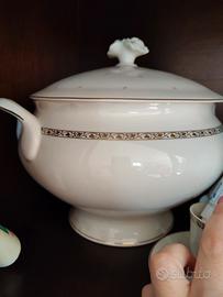  casseruola in porcellana Tante (o zuppiera).