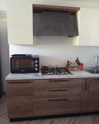 Cucina Angolare  - Leggere la descrizione