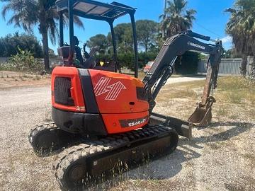 escavatore Eurocomac 40 qli, girosagoma