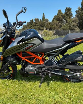 moto Duke 125 Ktm
