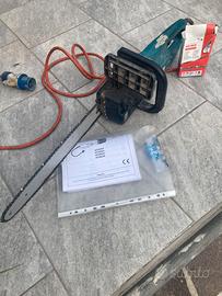 Elettrosega Makita VC 2003A