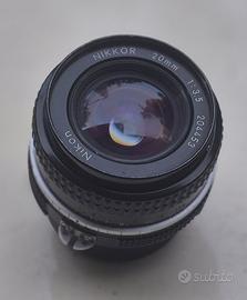 Obiettivo Nikkor 20mm F. 3.5  AI  -  AI-S