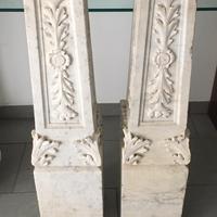 Coppia colonnine in marmo di Carrara