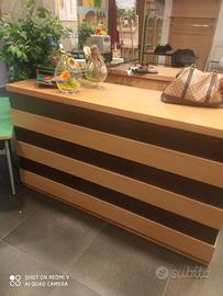 Bancone reception/negozio in legno
