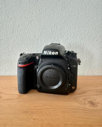 Nikon D750