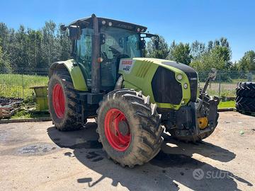 Trattore claas arion 630