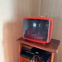 televisore vintage Philips arancione 