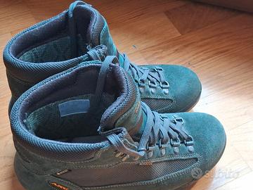 Scarponi da trekking AKU in goretex come nuovi