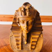 Statuetta etnica in legmo