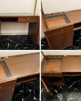 Scrivania vintage anni ’60/’70 in legno e vetro