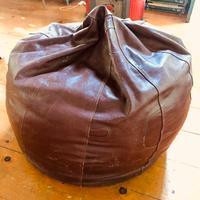 Poltrona Pouf in vera pelle arigianale
