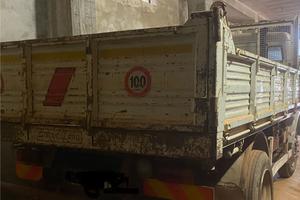 Autocarro Fiat/om 90/13 ribaltabile trilaterale