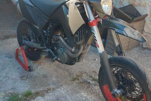 KTM 640