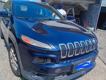 jepp cherokee