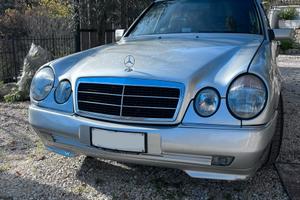 Autofunebre Mercedes