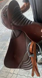  SELLA INGLESE COMPLETA DI BRIGLIE PRATICAMEN