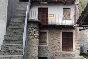 Rustico in Valtellina da ristrutturare #1