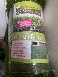 Giardino erba sintetica