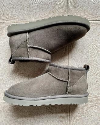 UGG Grigie n.38