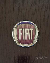Stemma logo Fiat