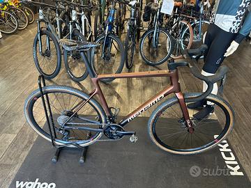 GRAVEL SILK 08 2024 TAGLIA XL USATA