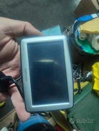 NAVIGATORE TOMTOM XL N14644 FUNZIONANTE CON SUPPO 