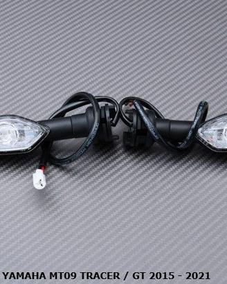 Coppia frecce LED YAMAHA MT09 TRACER / GT 2015 21