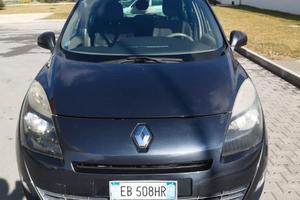 Renault scenic