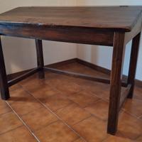 Splendida scrivania in legno massello con ribalta