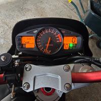 Suzuki GSR600