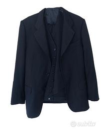 Completo elegante ricamato, firmato ALDO CAVIGLIA