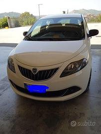 Lancia Ypsilon gpl casa madre