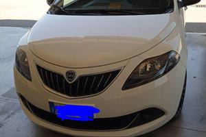 Lancia Ypsilon gpl casa madre