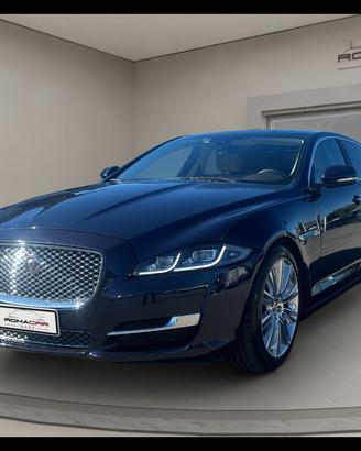 JAGUAR XJ 3.0 V6 S/C 340 CV AWD LWB Autobiography
