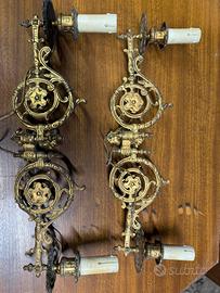 Coppia di applique da pianoforte in ottone dorato