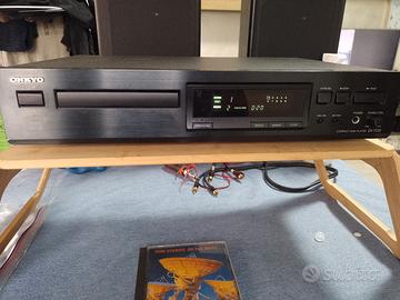 LETTORE CD ONKYO DX-7222