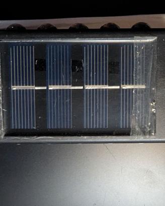 Lampada solare da parete a LED – 10 LED luce calda